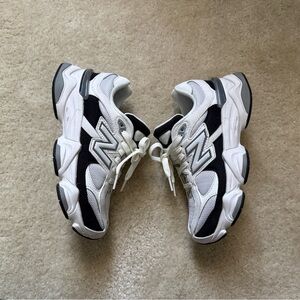 New Balance 9060 (size 4 in boys, fits women size 6-6.5) - excellent condition